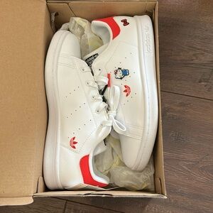 Girls adidas shoes hello kitty